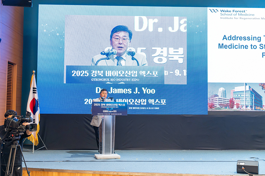 개막식_기조연설_Dr. James J (7).jpg