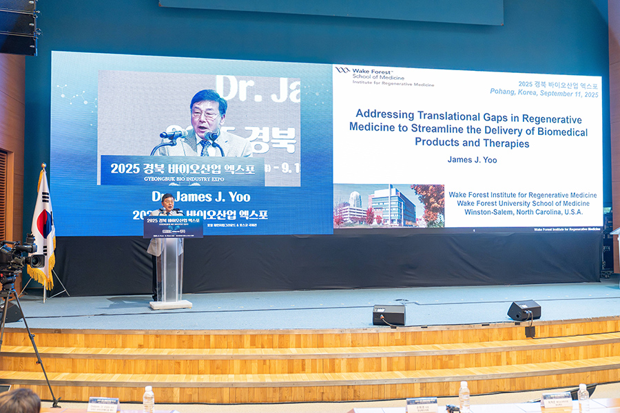 개막식_기조연설_Dr. James J (8).jpg